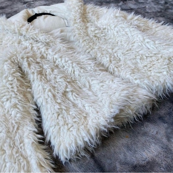 Free People faux fur hoodie S - Picture 2 of 6